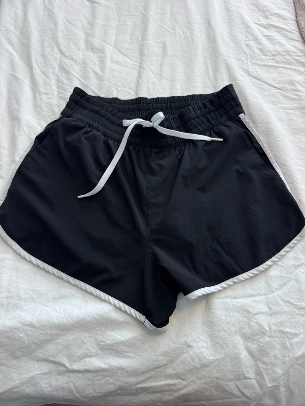 Athleta - High Rise Weekender Stripe Run Shorts